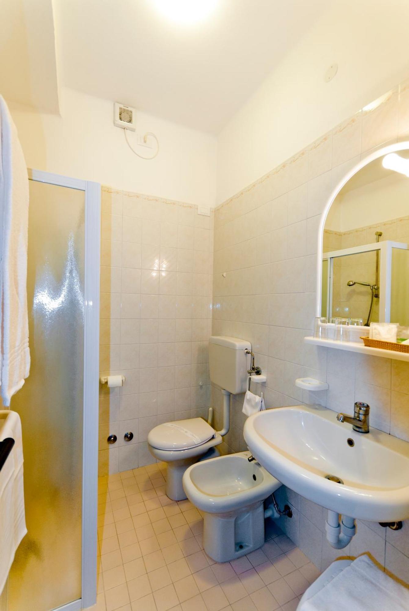 Hotel Gimm Μπιμπιόνε Εξωτερικό φωτογραφία