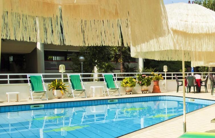 Hotel Gimm Μπιμπιόνε Εξωτερικό φωτογραφία